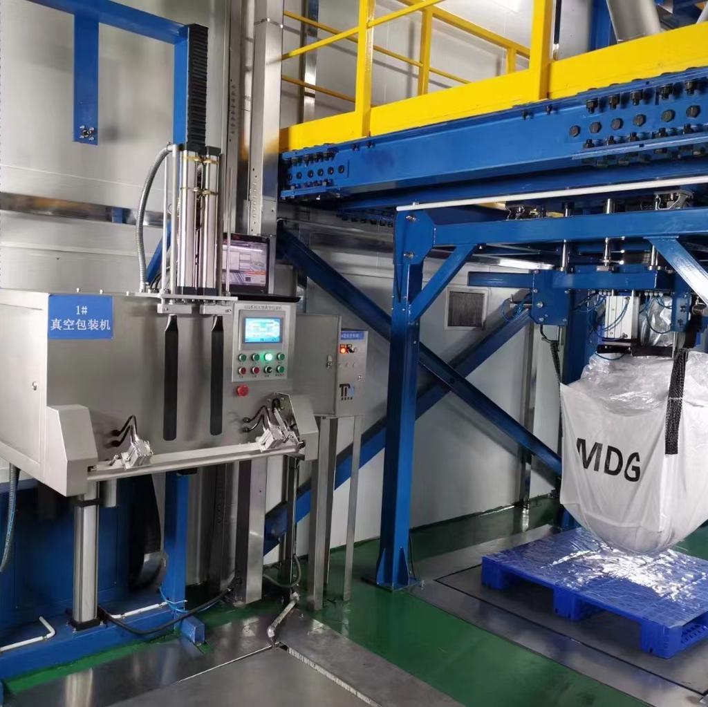 Product image - Composed of auger filler (frequency conversion speed regulation), frame, weighing platform, hanging bag device, bag clamping device, lifting platform, conveyor, electrical control system, pneumatic control system, etc. When the packaging system works, in addition to the manually place bag, the packaging process is automatically completed by the PLC program control.