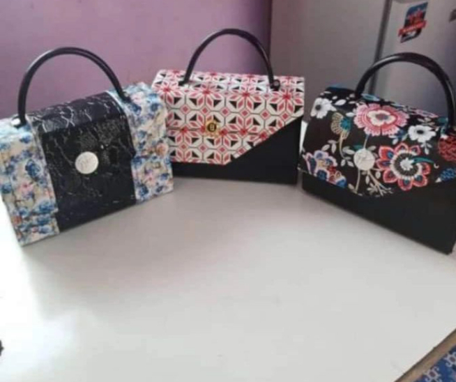 Product image - Ladies hand bag available at an affordable price