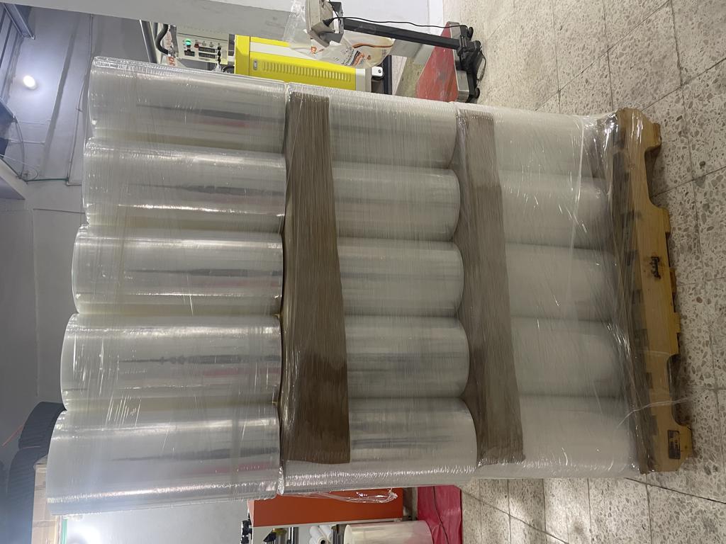 Product image - Automatic stretch wrap rolls for pallet packaging