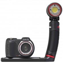 Product image - Product Description
Micro 3.0 Pro 3000 Set

When you combine the powerful Sea Dragon 3000F Auto with the Micro 3.0 camera, you’ve created the perfect duo. The bright yet also warm and color friendly Sea Dragon has a wide and even beam angle that covers the shooting angle of the Micro 3.0 camera well. The 3000F offers an “Auto” feature that when enabled