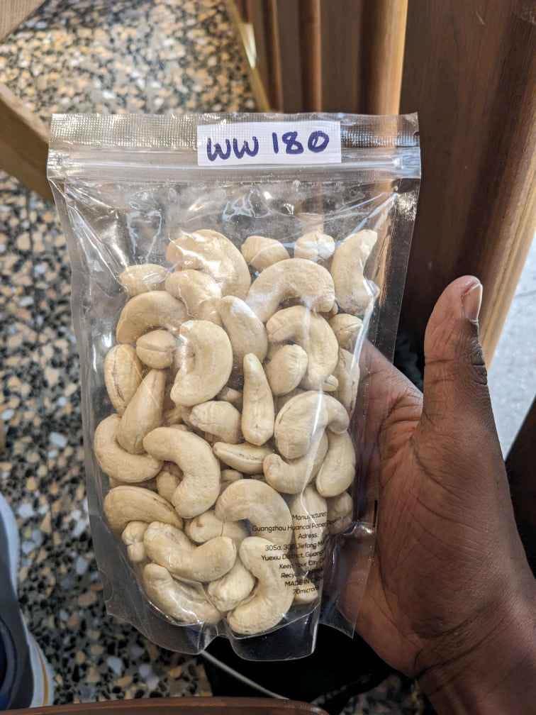 Product image - Raw Cashew Nuts prices:  (shipping cost excluded) 


W180 = $6.71
W240 = $6.51
W320 = $6.31
White split = $5  WhatsApp +255752000910
