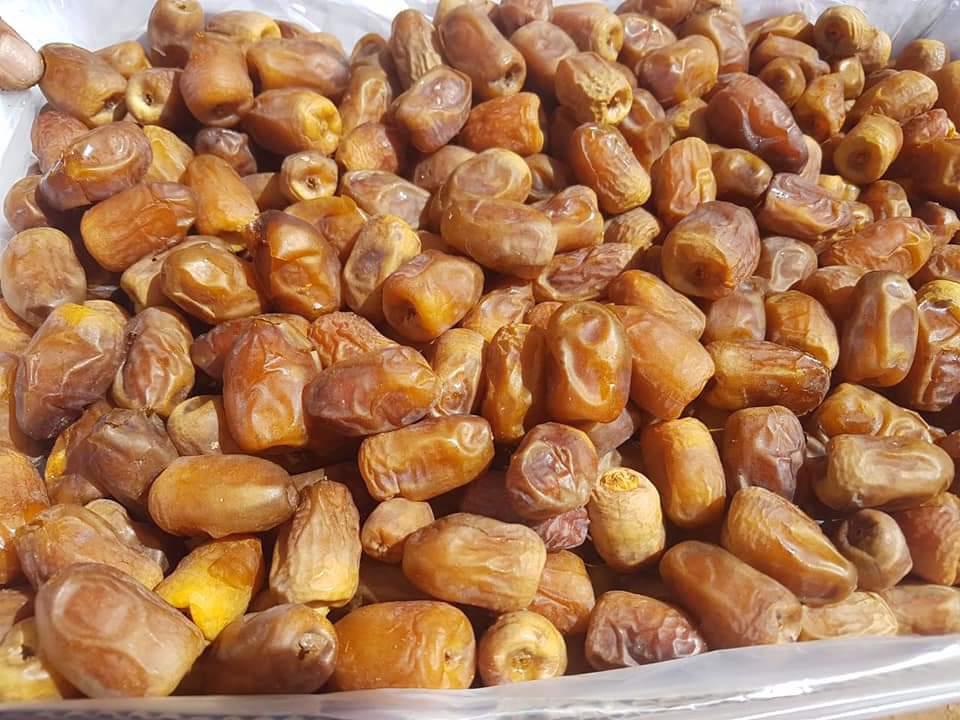 Product image - new vally dates very delicious two colors fruit near yellow semi dry easy to eat brushed or natural dates without additives packing  as customer requests High shelf life