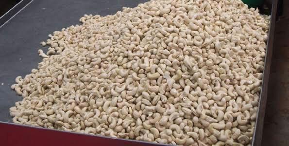 Product image - We are looking to sell our cashews all over the continent we provide Raw cashews and roasted your all welcome our contacts are mobile: +255 712 224 482 and email: infomhlenterprise@gmail.com or mohamedlukoo@gmail.com 