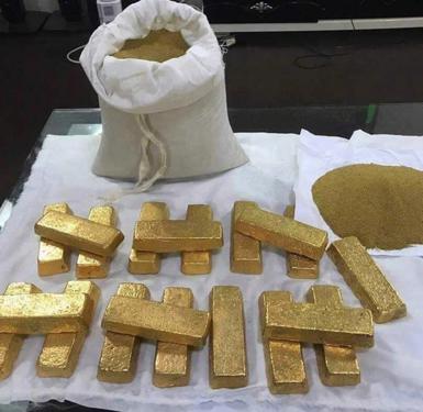 Public product photo - these are gold bars coming from congo 96.7% purity at net price of 35000usd per kg 